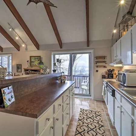 Beautiful Beech Mountain Condo With Private Balcony! Exterior photo