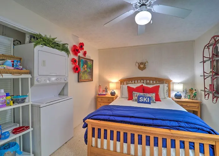 Beautiful Beech Mountain Condo With Private Balcony!