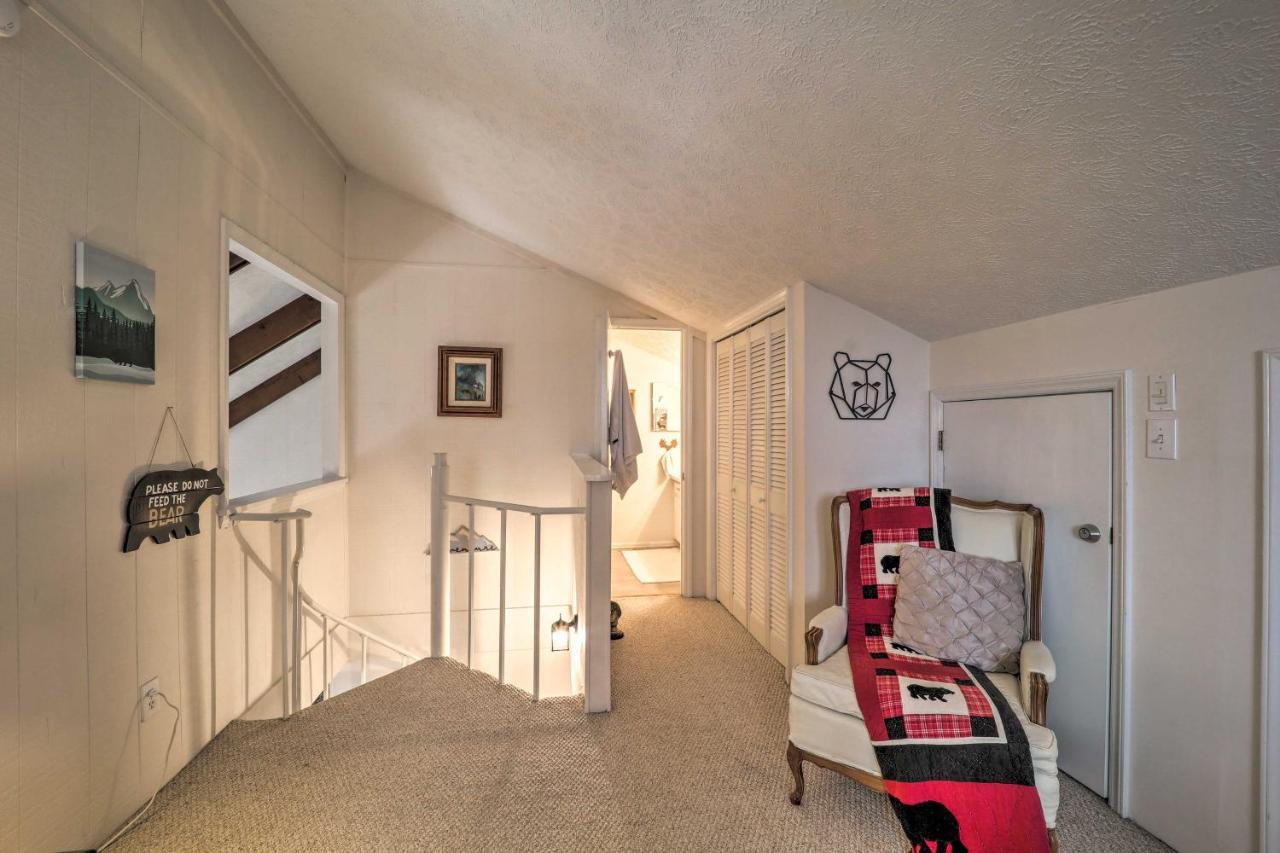 Beautiful With Private Balcony!